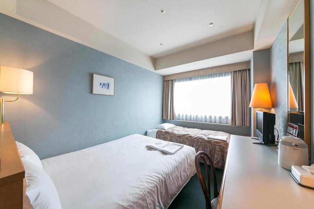 Yokohama Techno Tower Hotel Eksteriør bilde