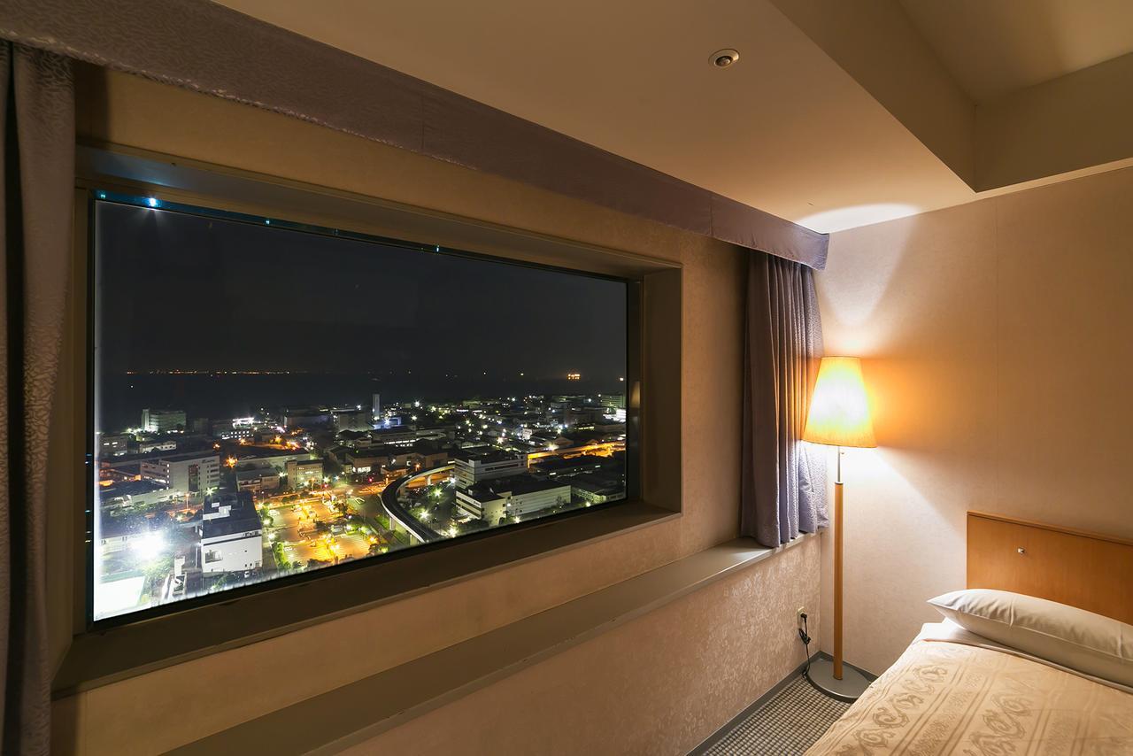 Yokohama Techno Tower Hotel Eksteriør bilde