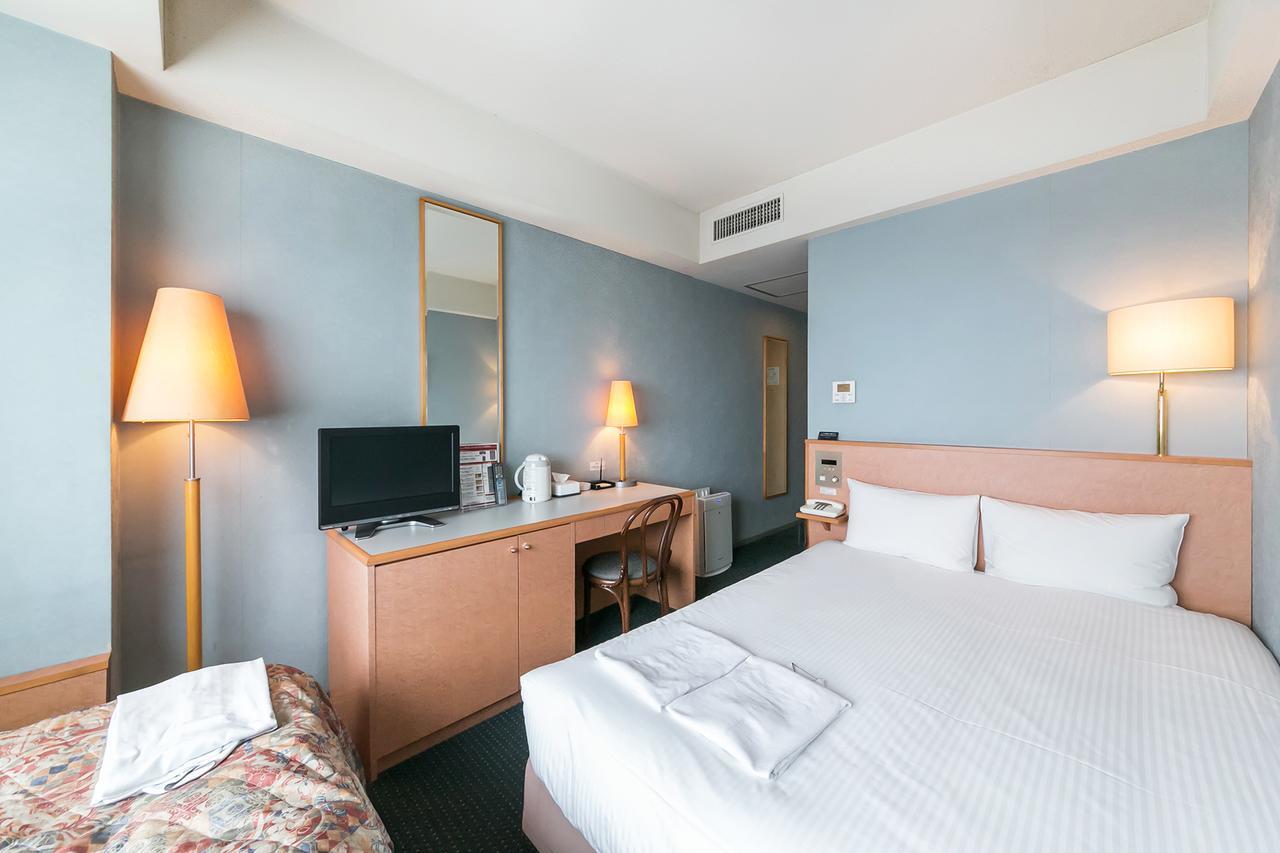 Yokohama Techno Tower Hotel Eksteriør bilde