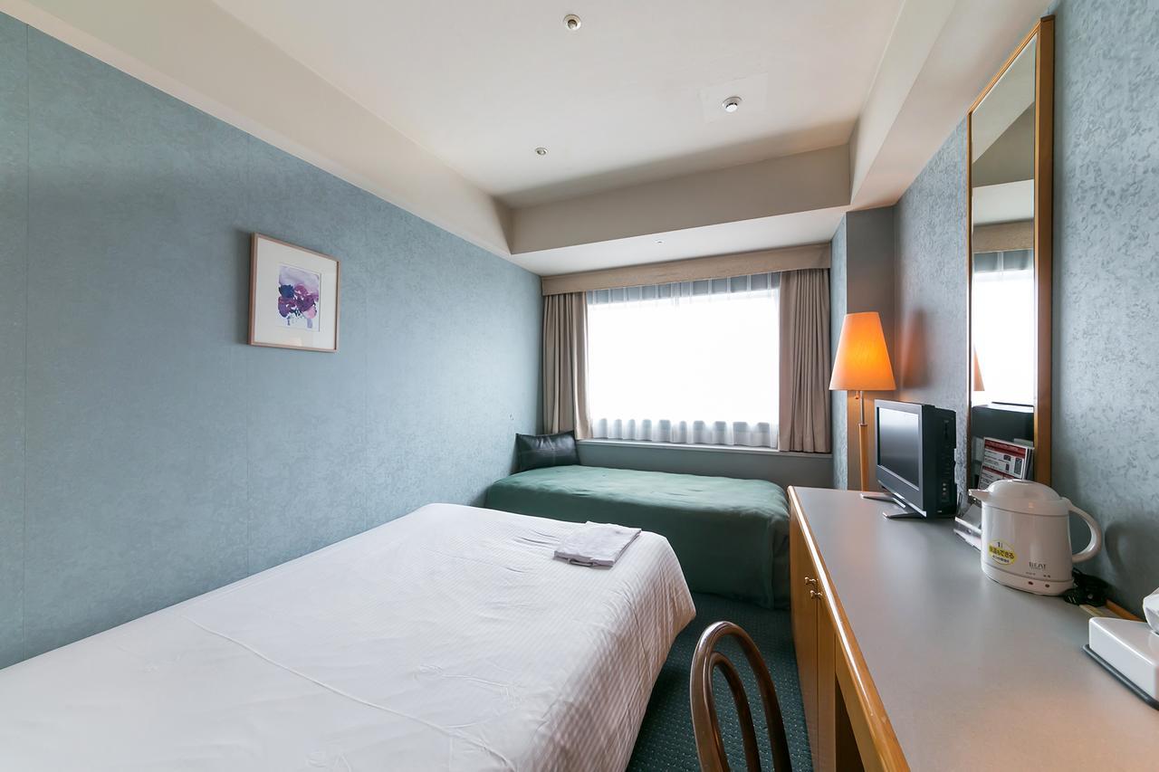 Yokohama Techno Tower Hotel Eksteriør bilde