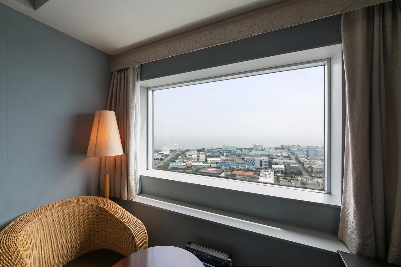 Yokohama Techno Tower Hotel Eksteriør bilde